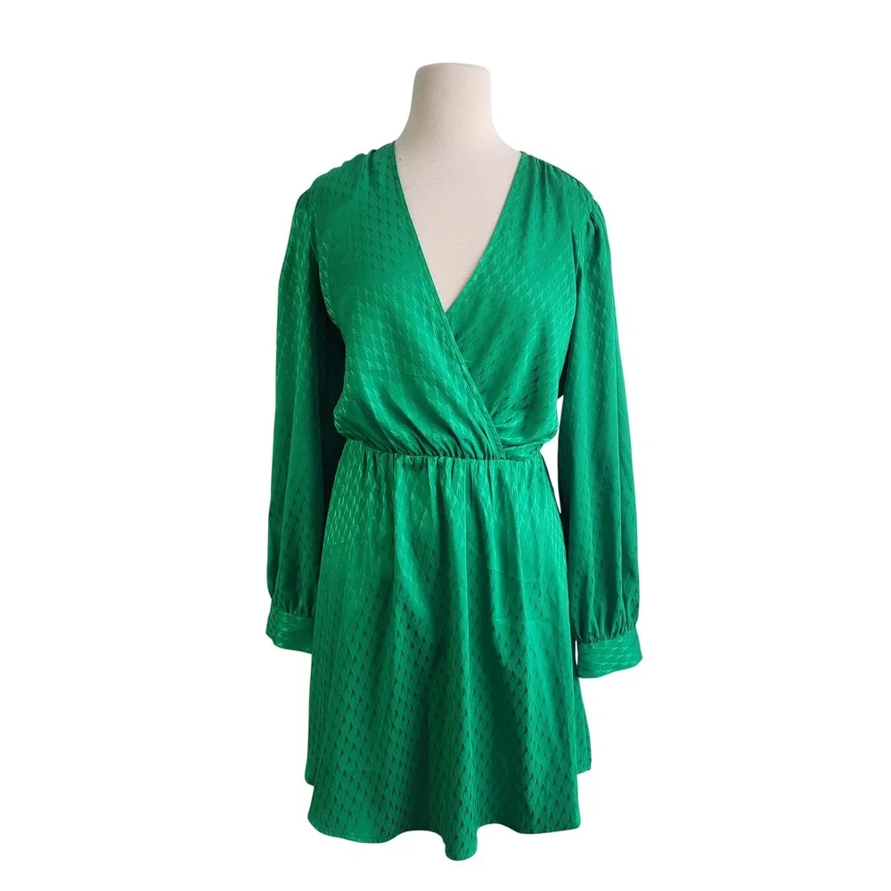 Express Emerald Satin Jacquard Faux Wrap Mini Dress L Belted Long Sleeve Patrick